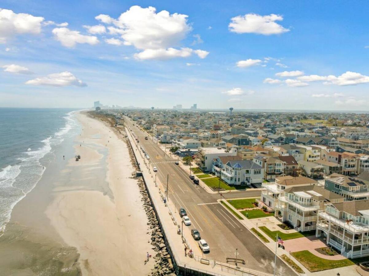 Spectacular 3 Bedroom Condo One Block To The Beach Brigantine Exterior photo